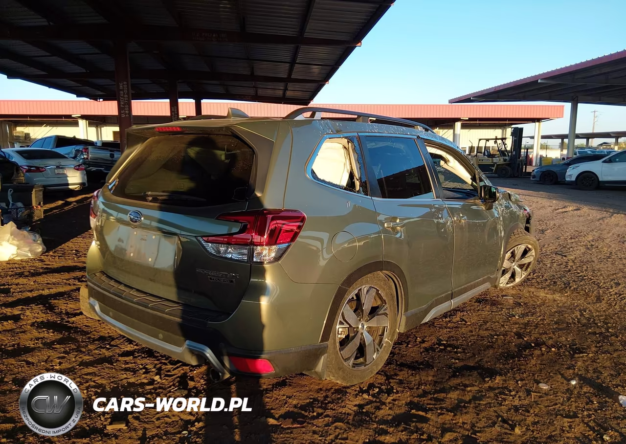 2021 Subaru Forester Touring VIN:JF2SKAXC3MH491567 - 4