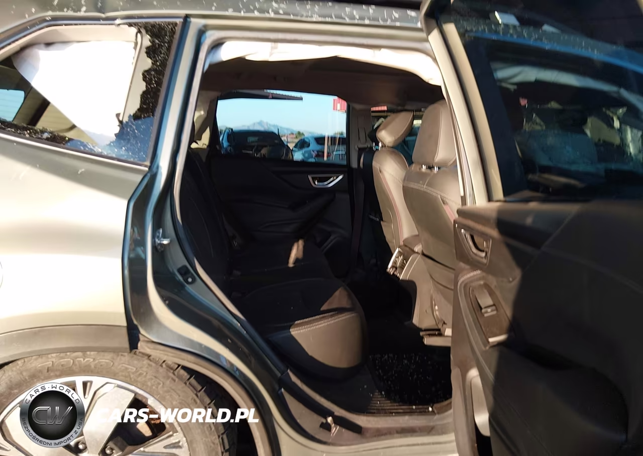 2021 Subaru Forester Touring VIN:JF2SKAXC3MH491567 - 8