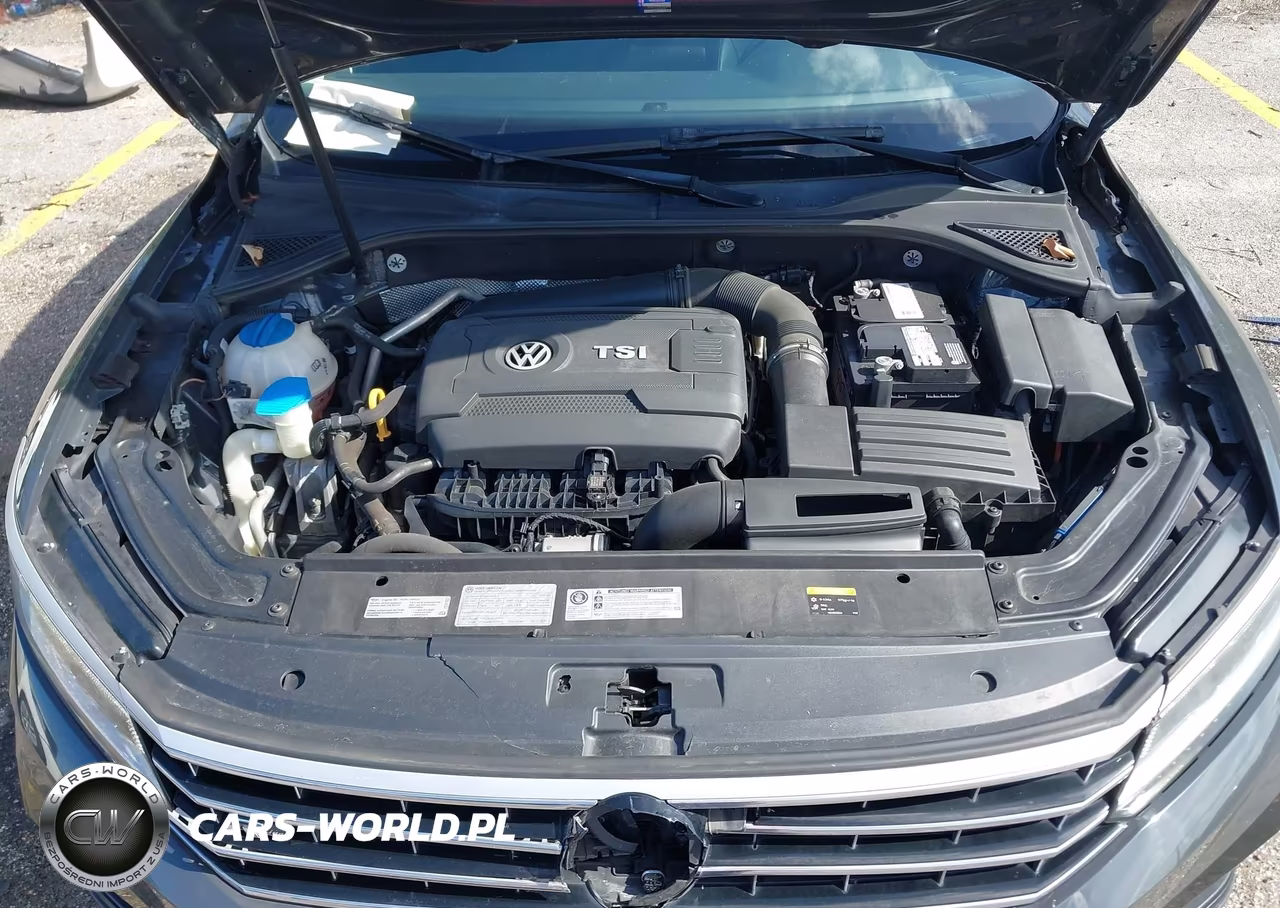 2017 Volkswagen Passat 1.8T R-Line VIN:1VWDT7A39HC041986 - 10