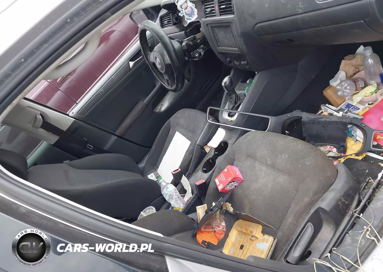 2011 Volkswagen Jetta 2.0L S VIN:3VW2K7AJ0BM397886 - 5