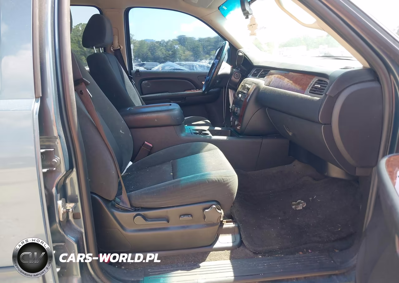 2009 Chevrolet Tahoe Lt1 VIN:1GNEC23379R286265 - 5