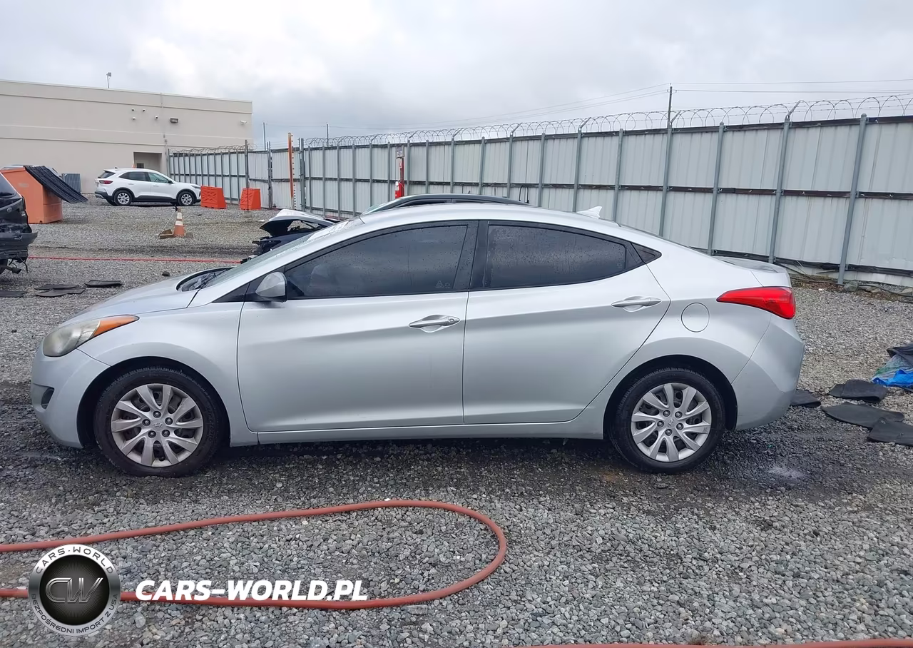 2013 Hyundai Elantra Gls VIN:5NPDH4AE3DH221533 - 14