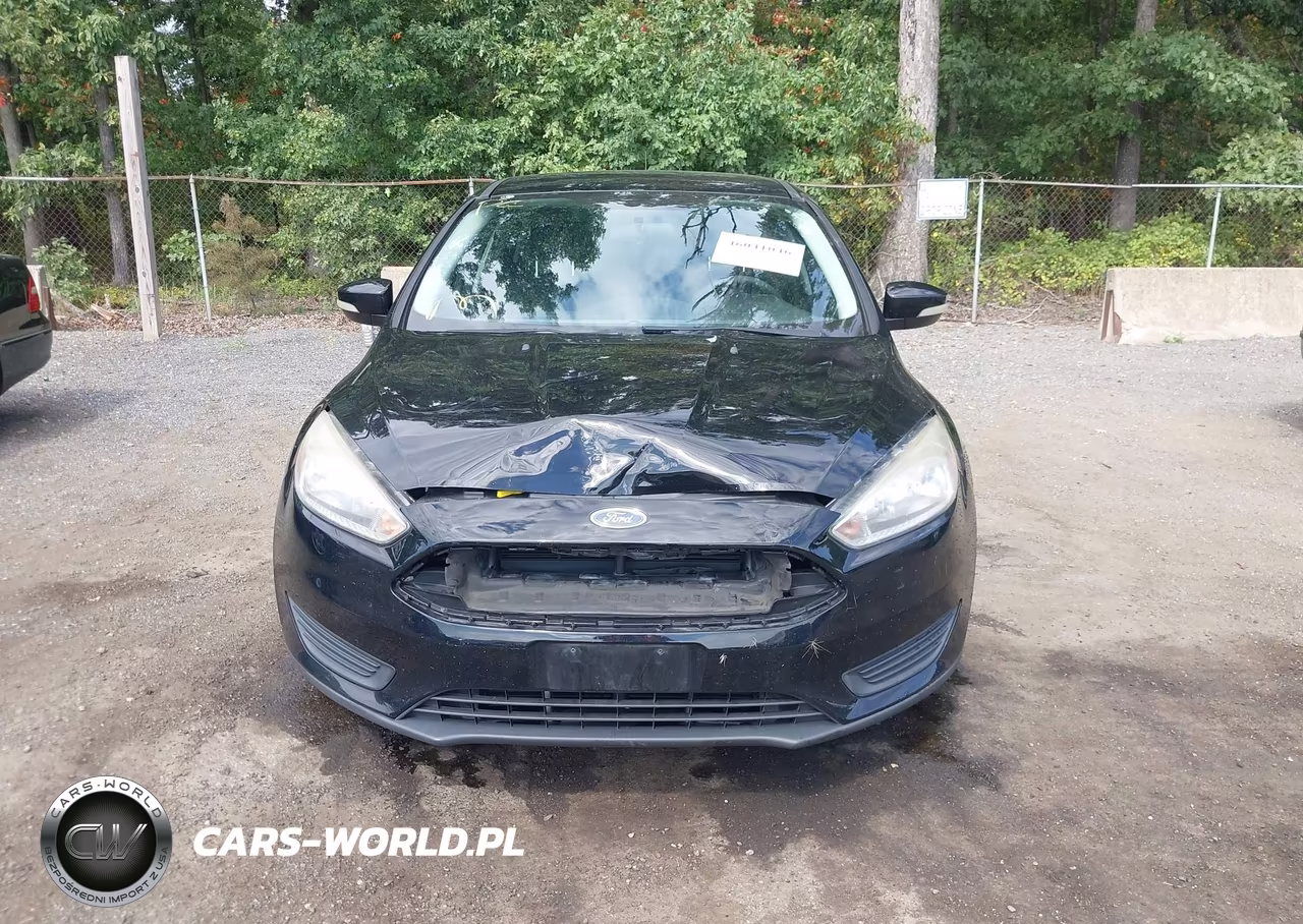 2017 Ford Focus Se VIN:1FADP3F27HL321993 - 13