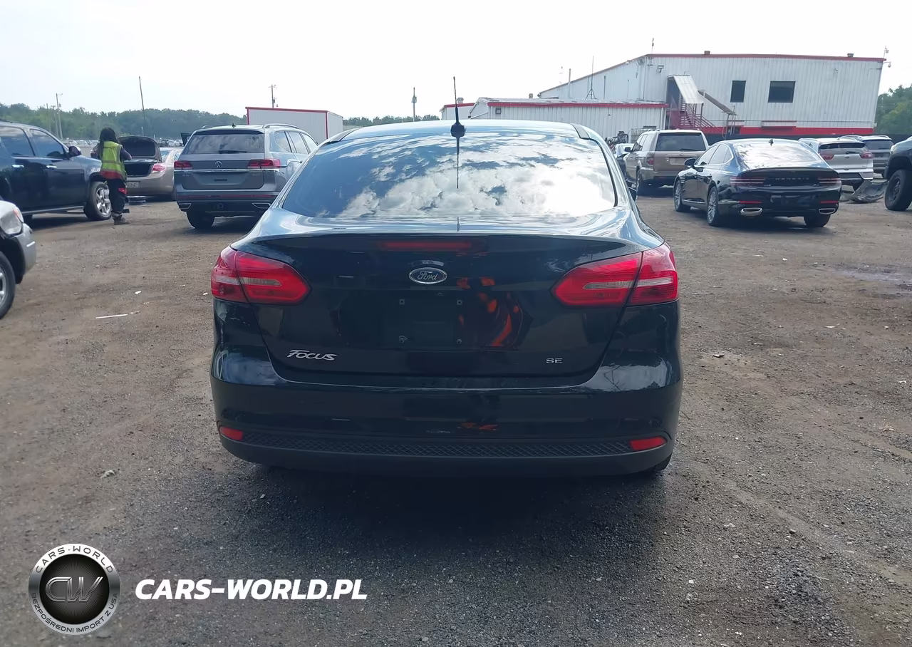 2017 Ford Focus Se VIN:1FADP3F27HL321993 - 17