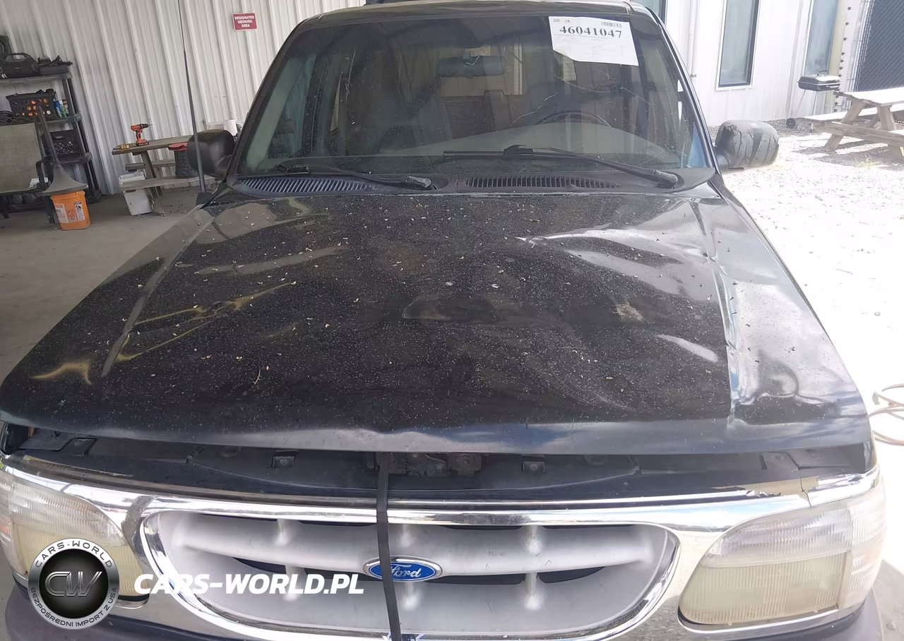 1996 Ford Explorer VIN:1FMDU32X7TUA79628 - 6