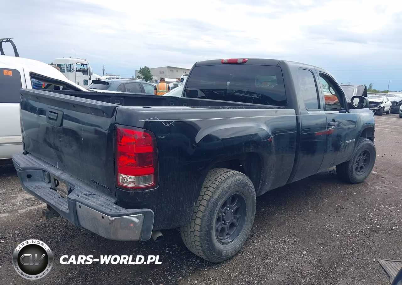 2008 GMC Sierra 1500 Work Truck VIN:1GTEC19X38Z278384 - 4
