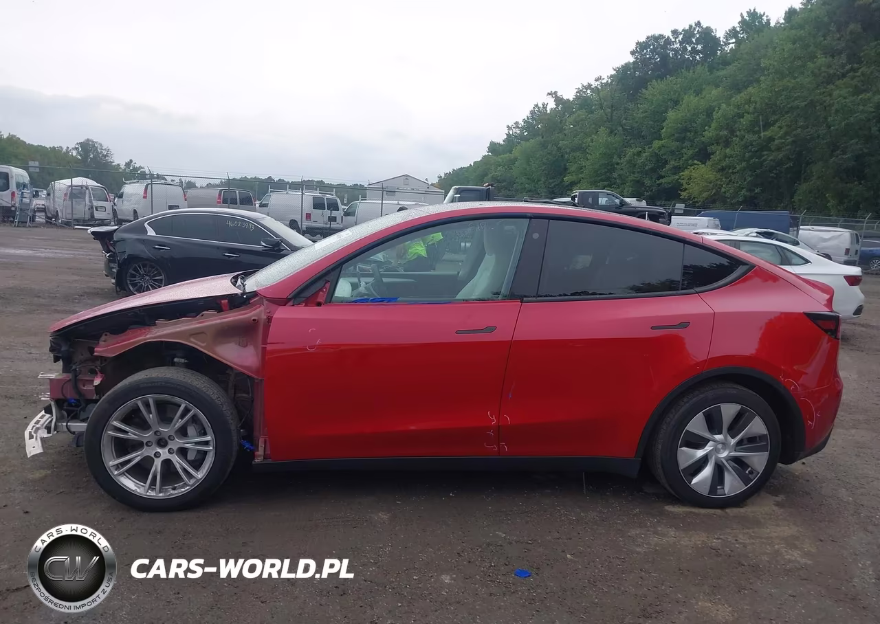 2023 Tesla Model Y Awd-Long Range Dual Motor All-Wheel Drive VIN:7SAYGAEE4PF682825 - 15