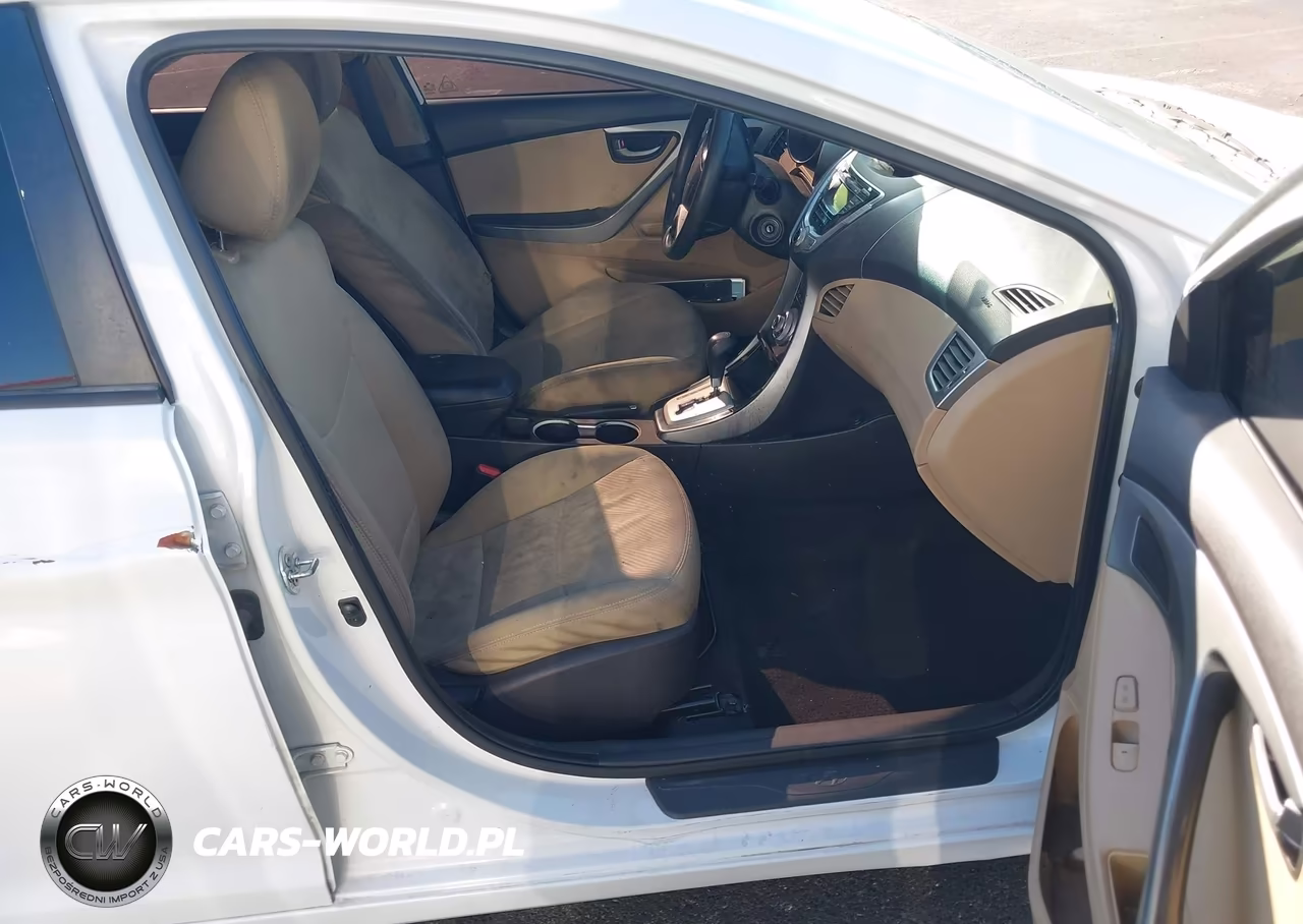 2012 Hyundai Elantra Gls VIN:5NPDH4AE4CH135730 - 5