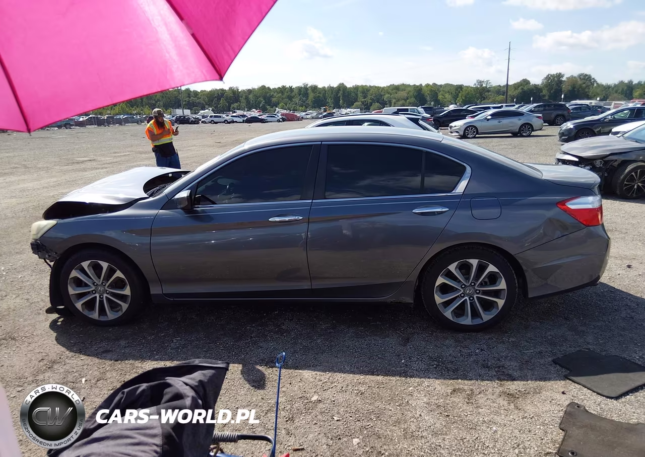 2014 Honda Accord Sport VIN:1HGCR2F58EA021683 - 15
