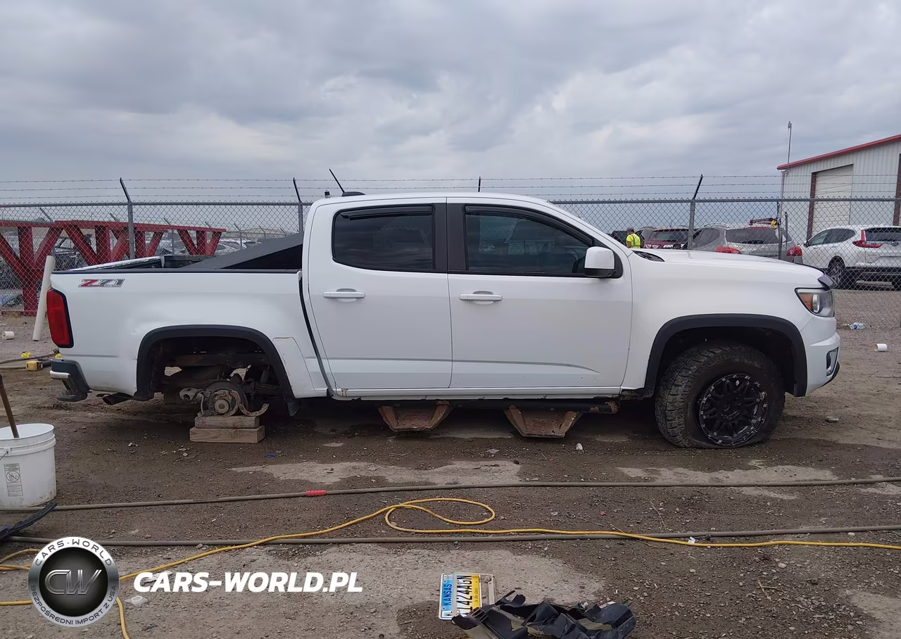 2015 Chevrolet Colorado Z71 VIN:1GCGTCE39F1127049 - 14