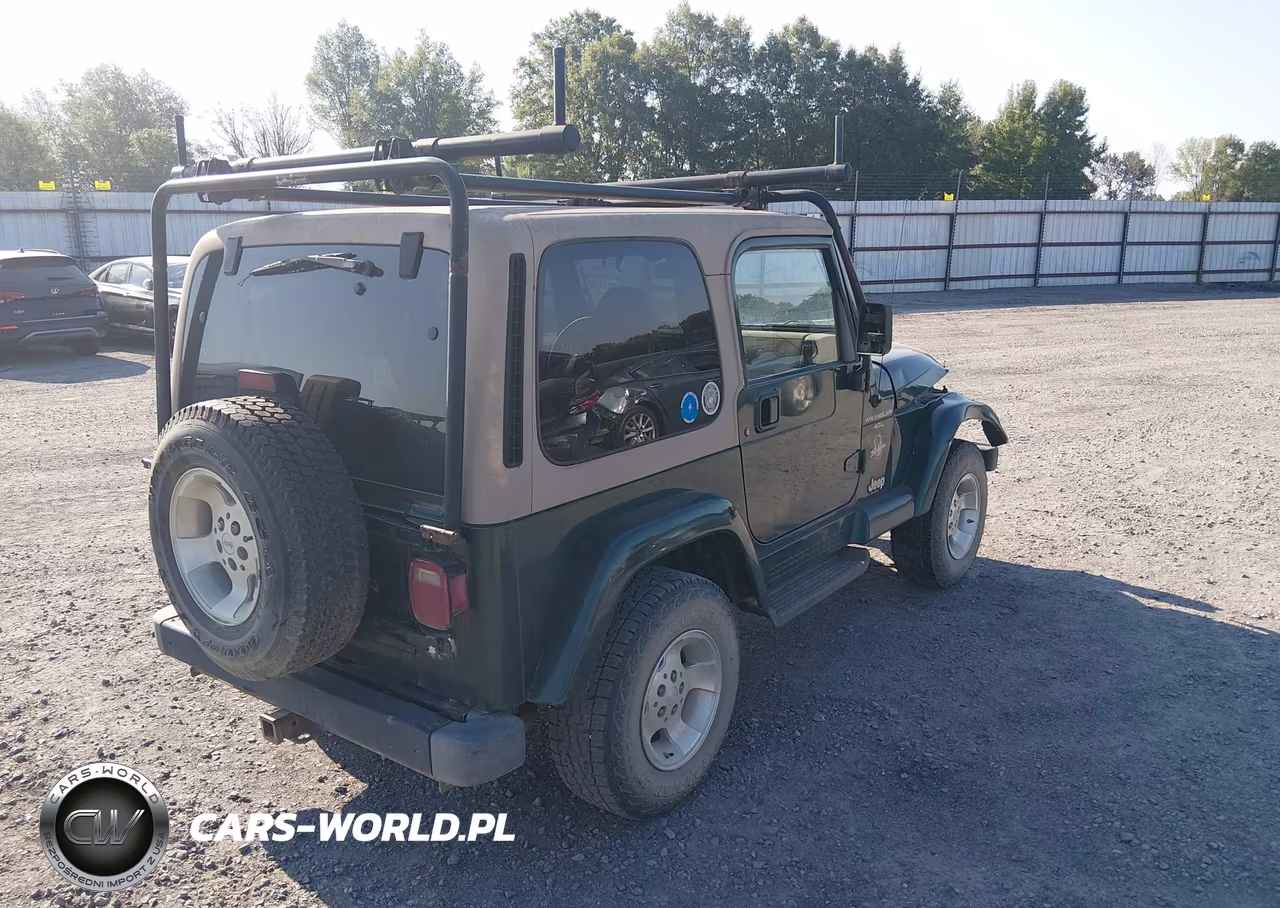 2000 Jeep Wrangler Sahara VIN:1J4FA59S2YP745760 - 4
