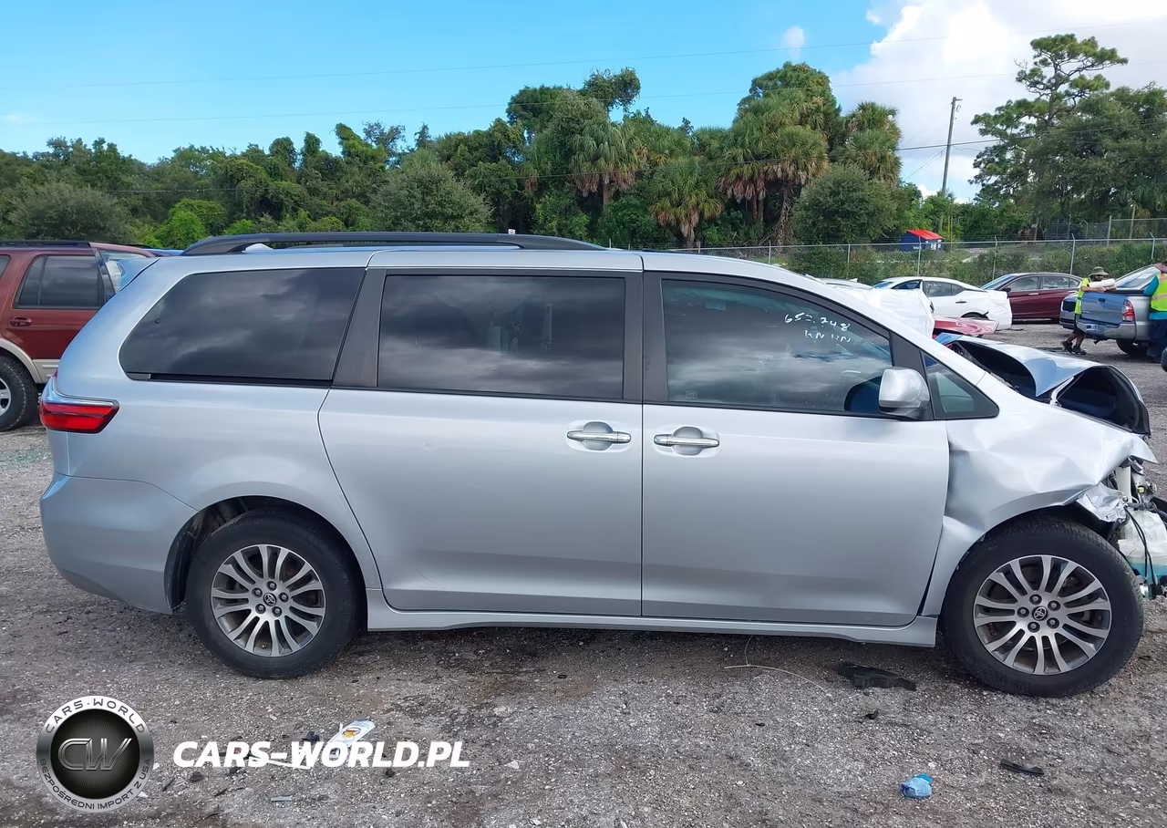 2020 Toyota Sienna Xle VIN:5TDYZ3DCXLS088037 - 12