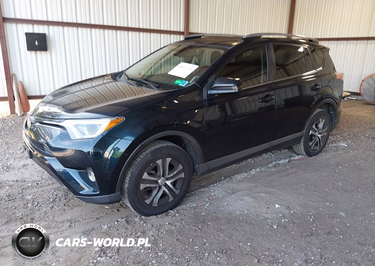 2017 Toyota Rav4 Le VIN:JTMBFREV0HJ715656 - 2