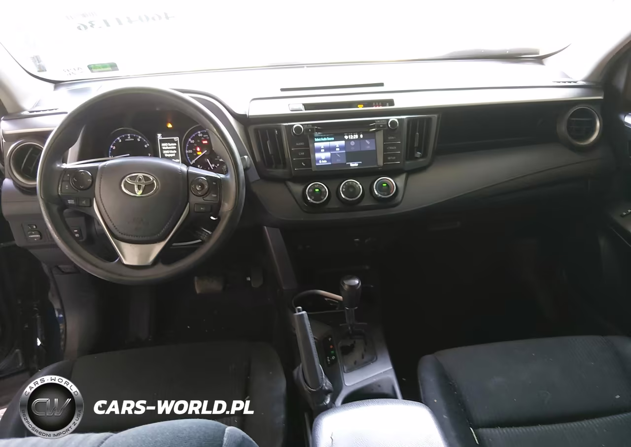 2017 Toyota Rav4 Le VIN:JTMBFREV0HJ715656 - 5