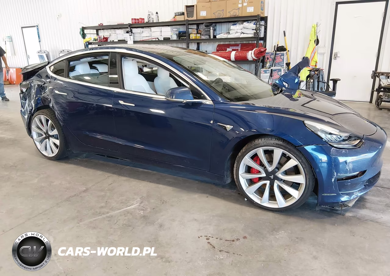 2018 Tesla Model 3 Long Range-Performance VIN:5YJ3E1EB7JF055725 - 1