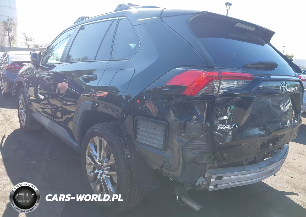 2021 Toyota Rav4 Xle Premium VIN:2T3C1RFV6MC166463 - 3