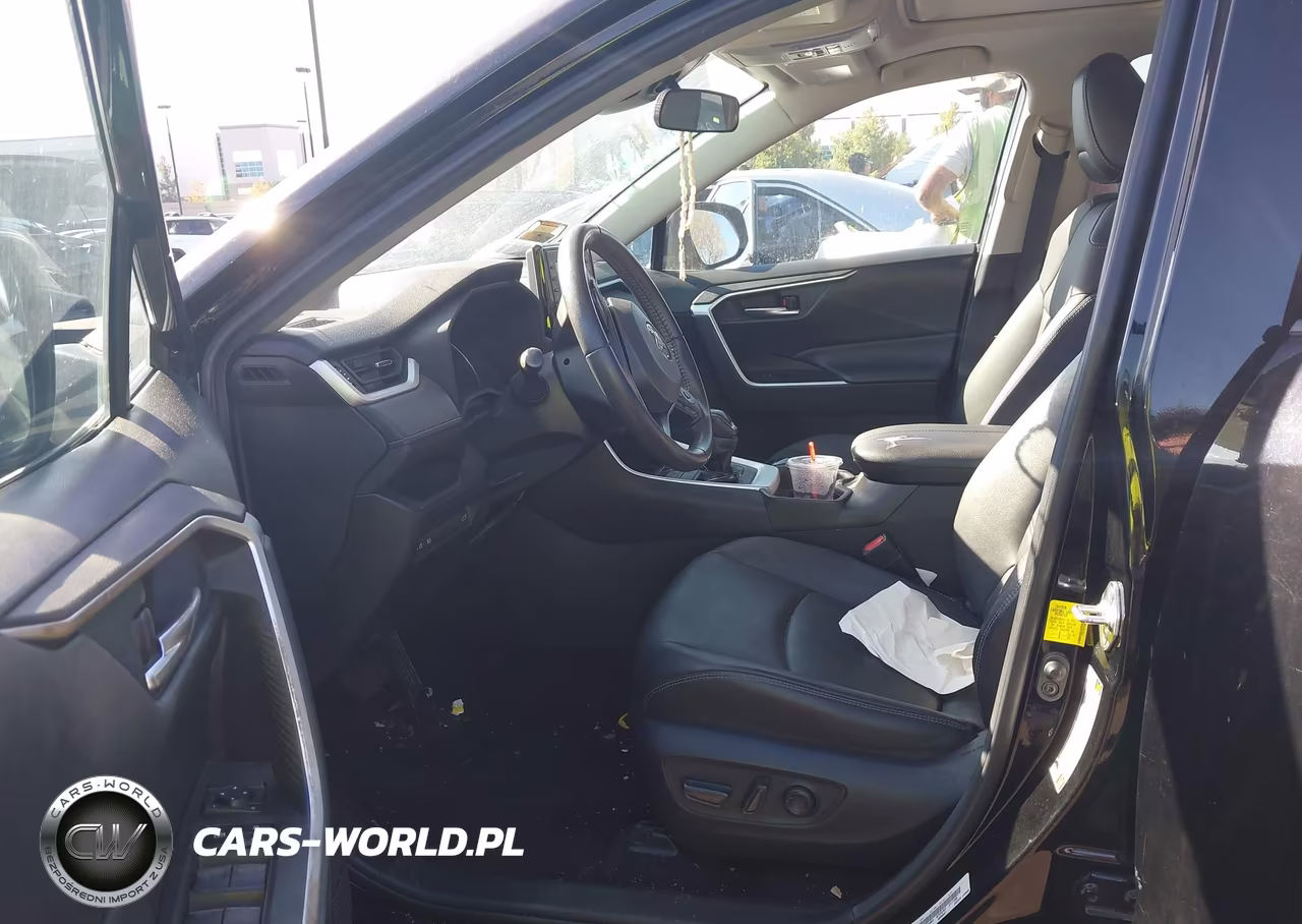 2021 Toyota Rav4 Xle Premium VIN:2T3C1RFV6MC166463 - 5