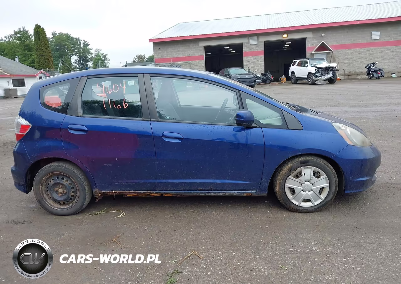 2013 Honda Fit VIN:JHMGE8H33DC061472 - 14
