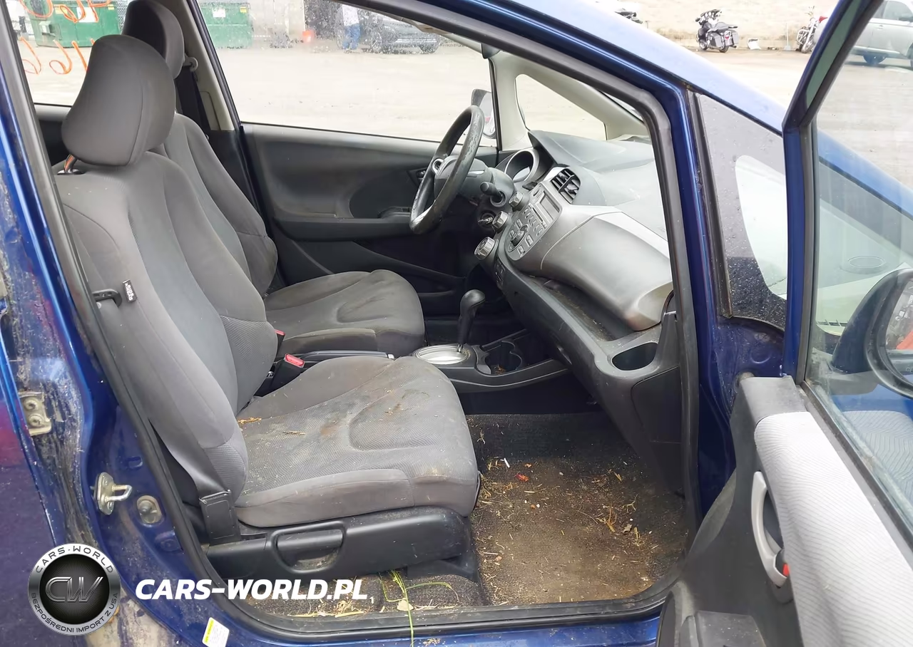2013 Honda Fit VIN:JHMGE8H33DC061472 - 5