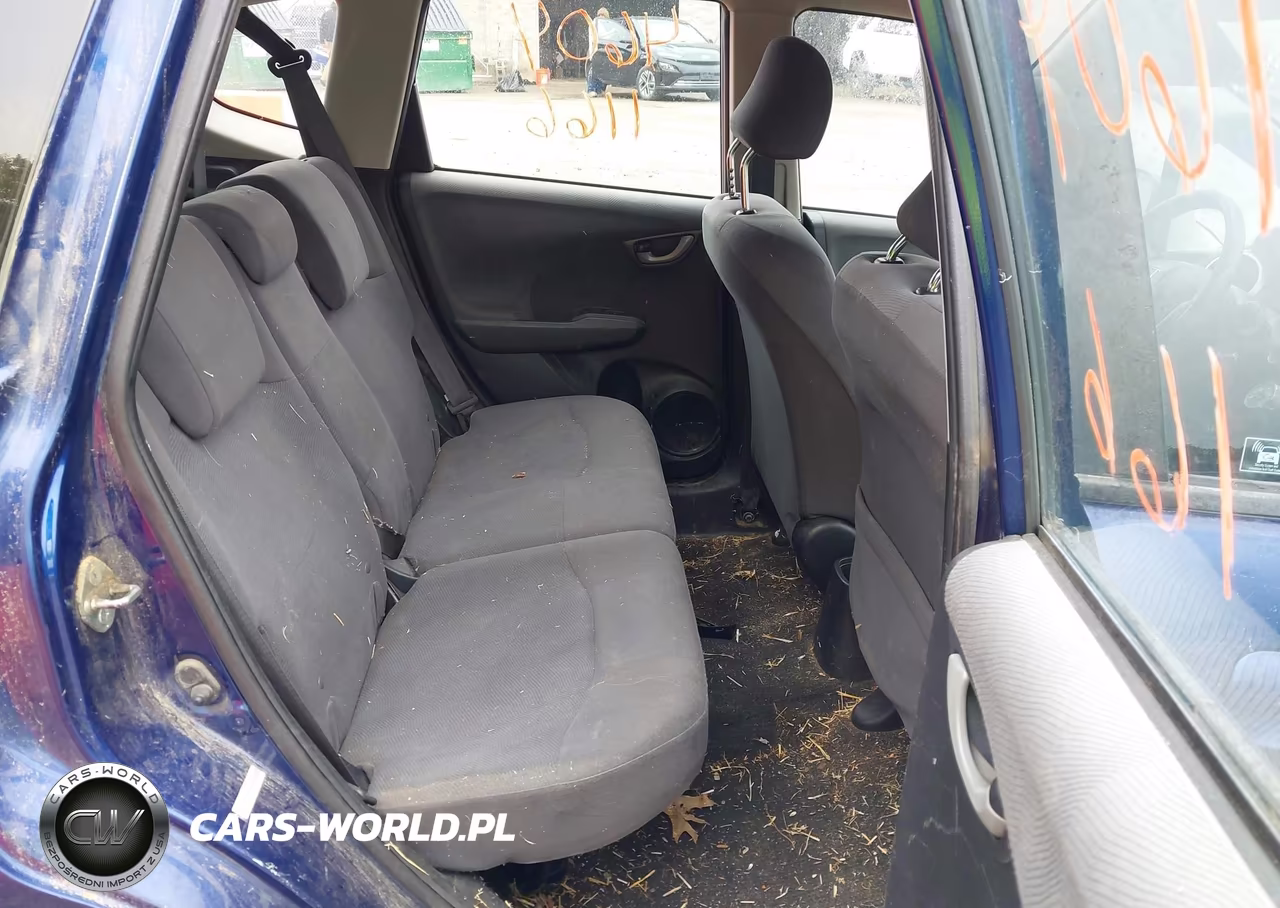 2013 Honda Fit VIN:JHMGE8H33DC061472 - 8
