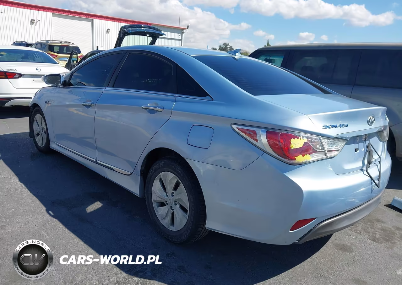 2015 Hyundai Sonata Hybrid VIN:KMHEC4A44FA135244 - 3