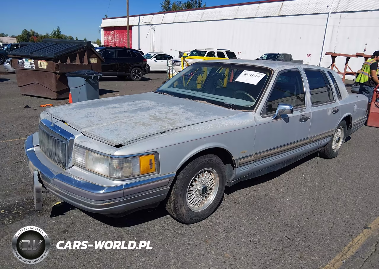 1990 Lincoln Town Car Cartier VIN:1LNLM83F9LY698500 - 2
