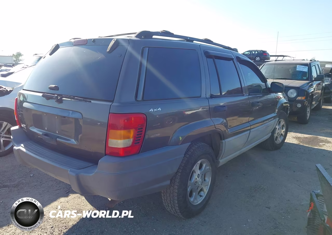 2000 Jeep Grand Cherokee Laredo VIN:1J4GW48S3YC109843 - 4