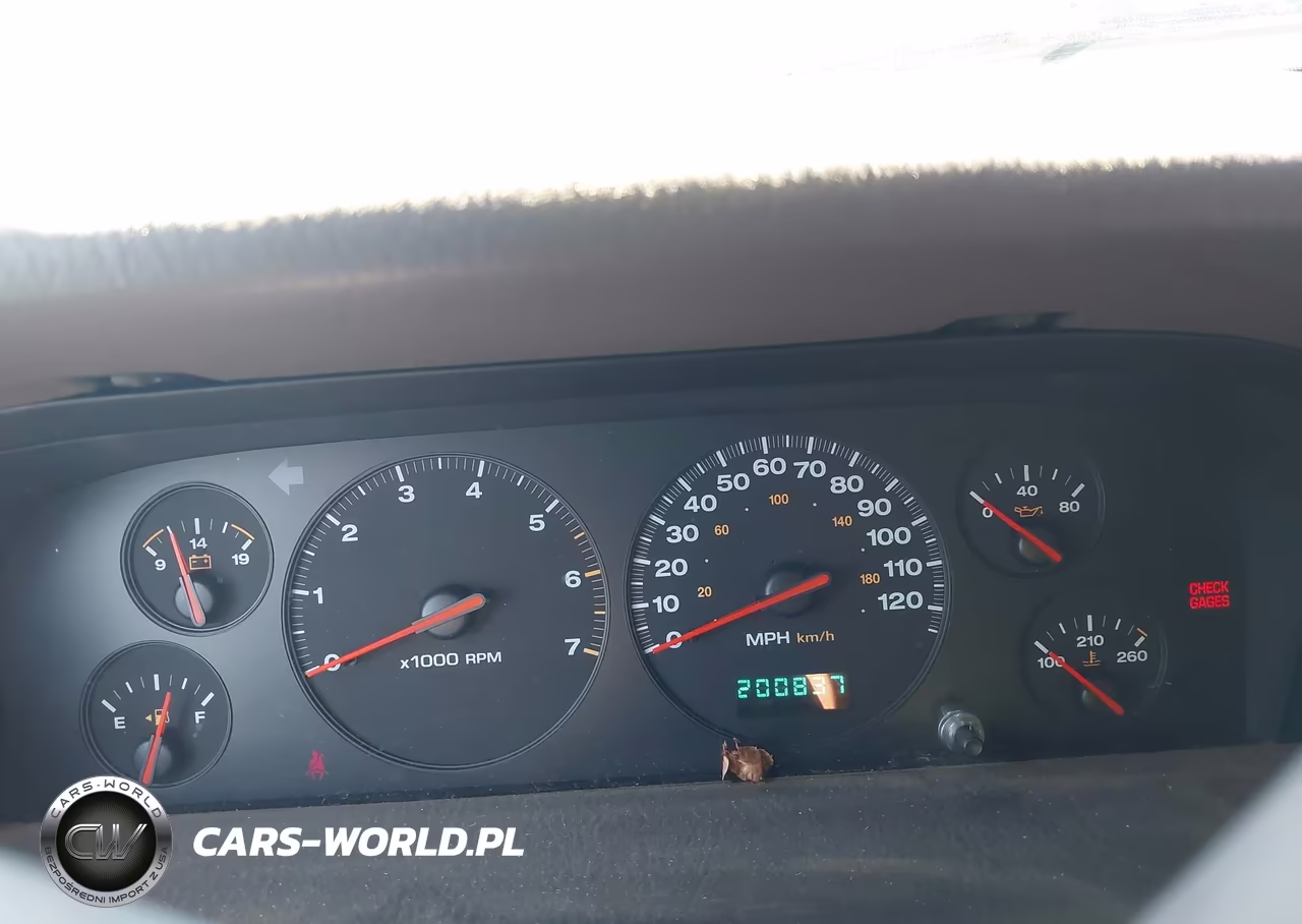 2000 Jeep Grand Cherokee Laredo VIN:1J4GW48S3YC109843 - 7