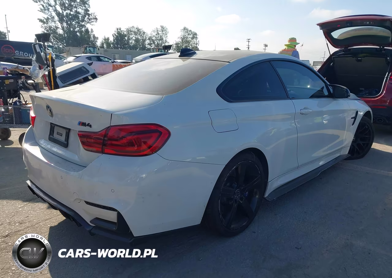 2018 BMW M4 VIN:WBS4Y9C5XJAC87277 - 4