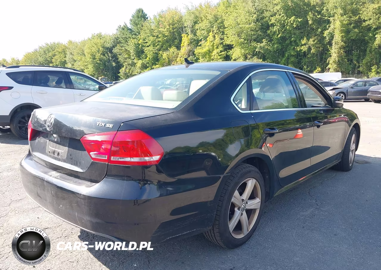2013 Volkswagen Passat 2.0L Tdi Se VIN:1VWBN7A34DC061039 - 4