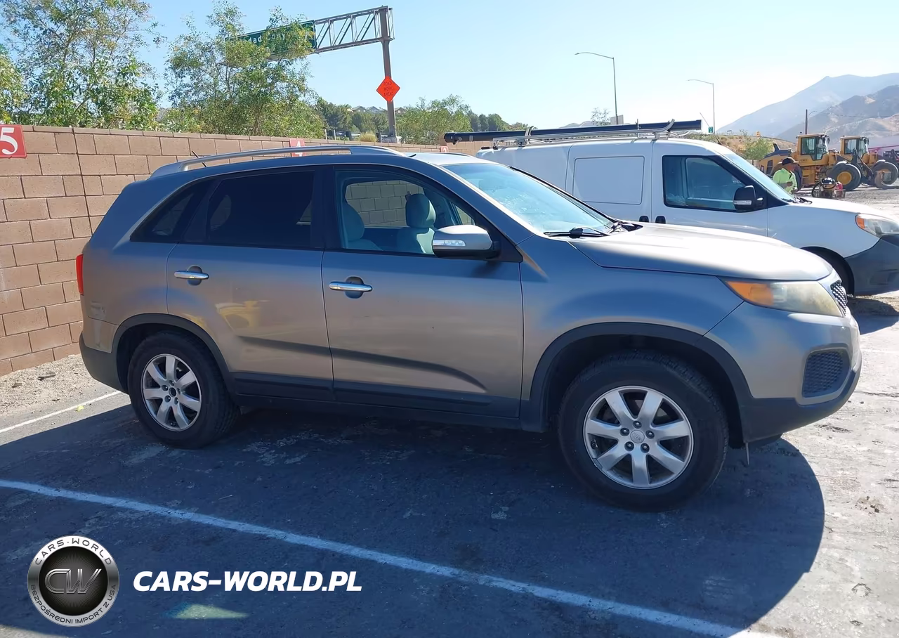 2011 Kia Sorento Lx V6 VIN:5XYKT4A24BG152271 - 14