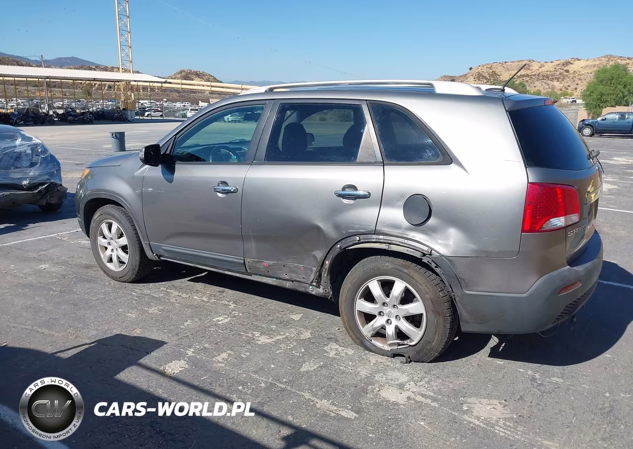 2011 Kia Sorento Lx V6 VIN:5XYKT4A24BG152271 - 15