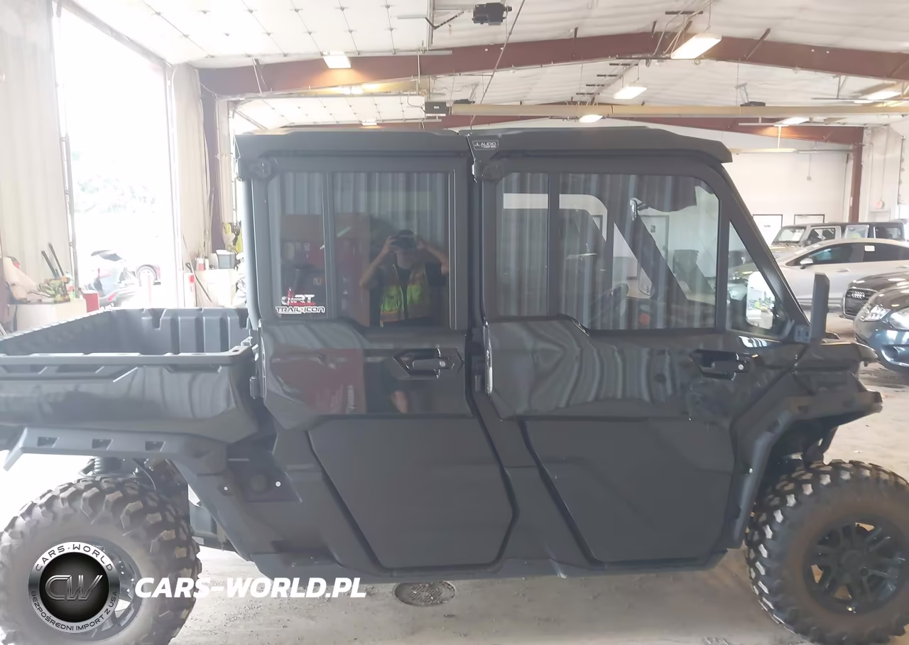 2025 Can-Am Defender Max Limited Cab Hd10-Lone Star Hd10 VIN:3JBUUAX46SK020434 - 12