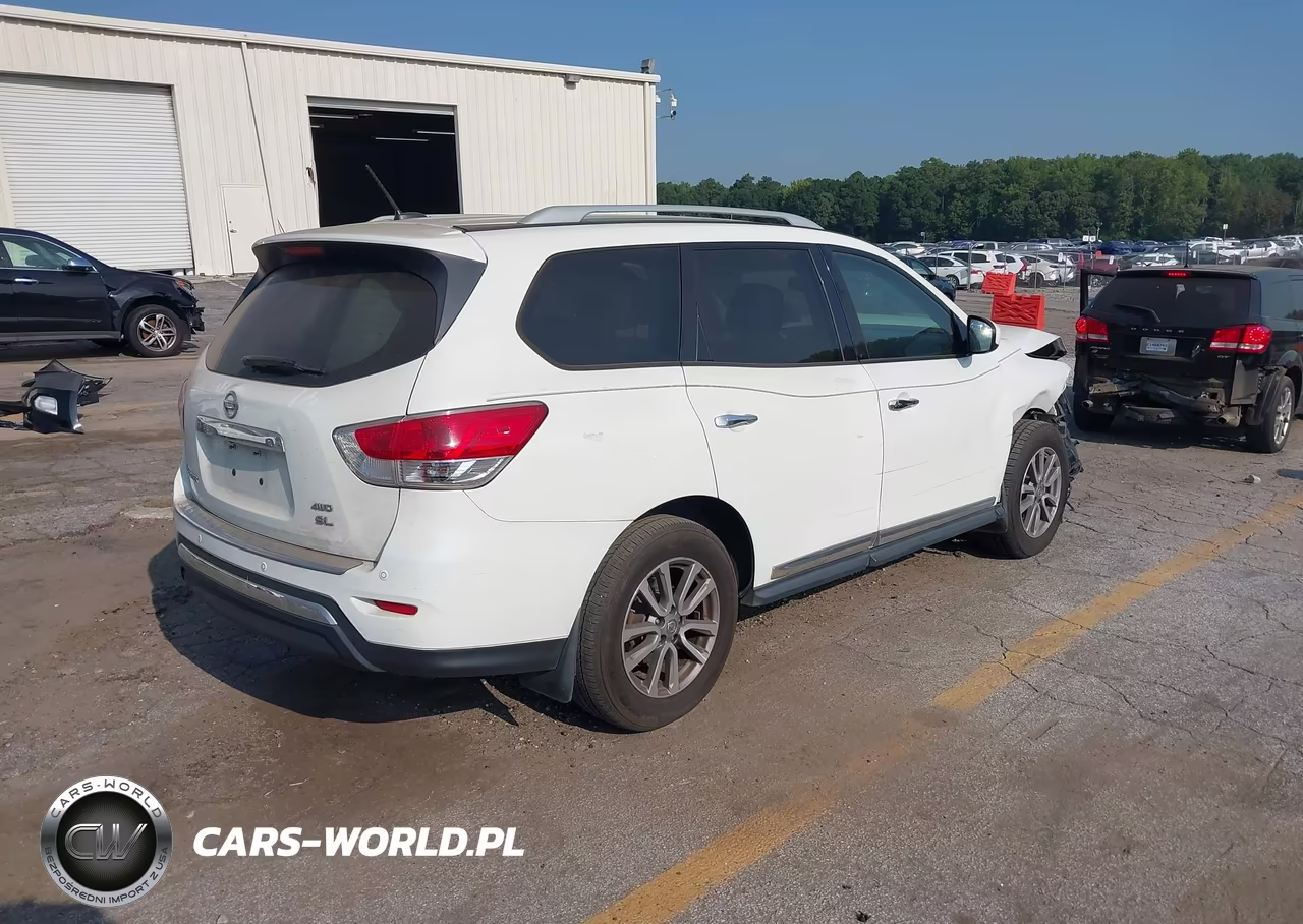 2015 Nissan Pathfinder Sl VIN:5N1AR2MM2FC693532 - 4