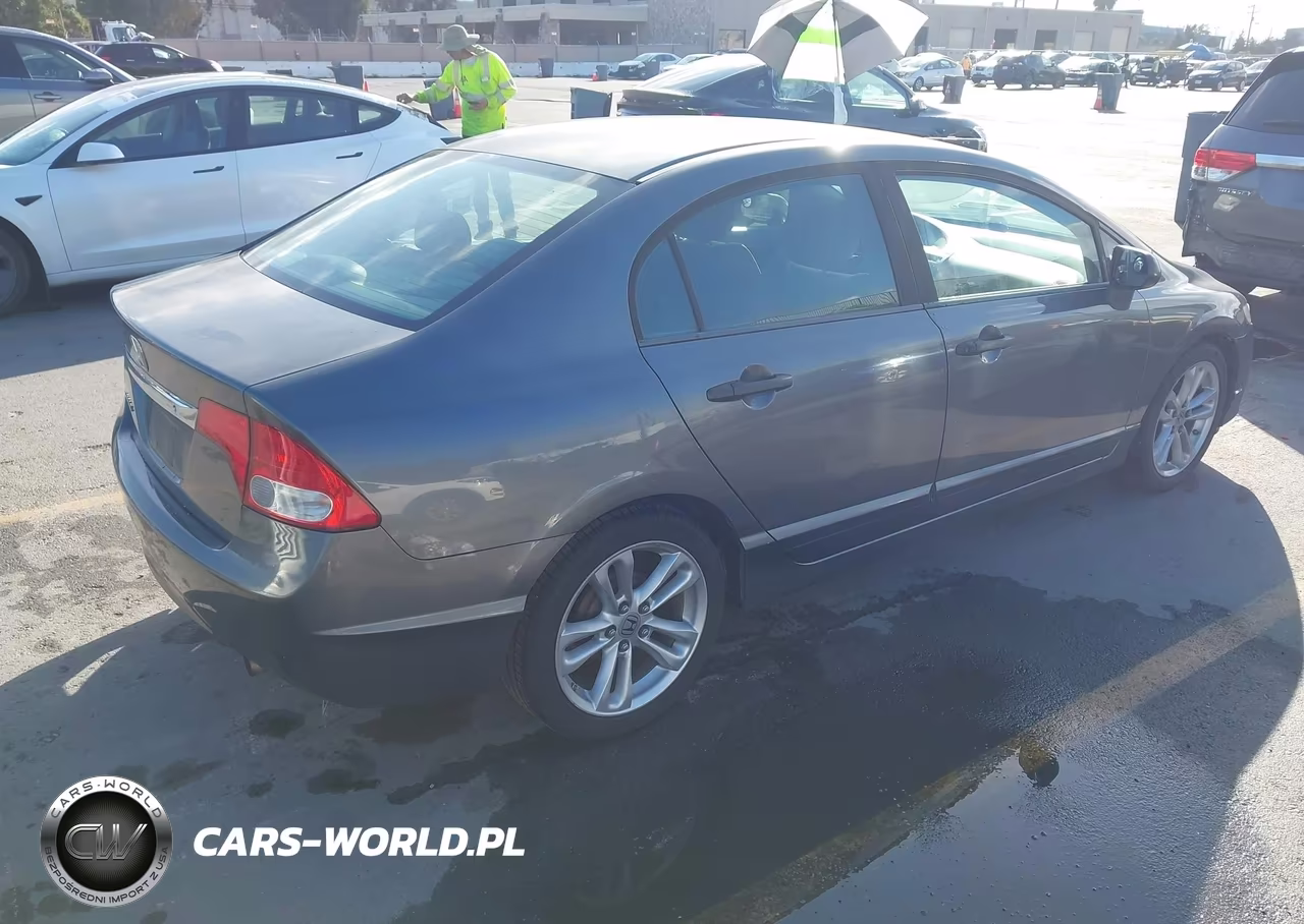 2010 Honda Civic Vp VIN:19XFA1F35AE039447 - 4