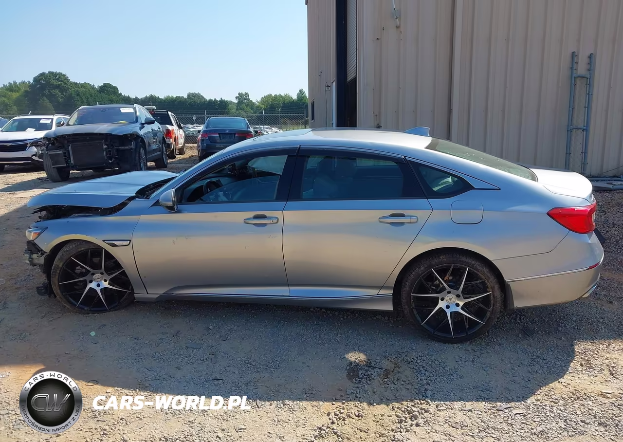 2018 Honda Accord Touring 2.0T VIN:1HGCV2F96JA046896 - 14