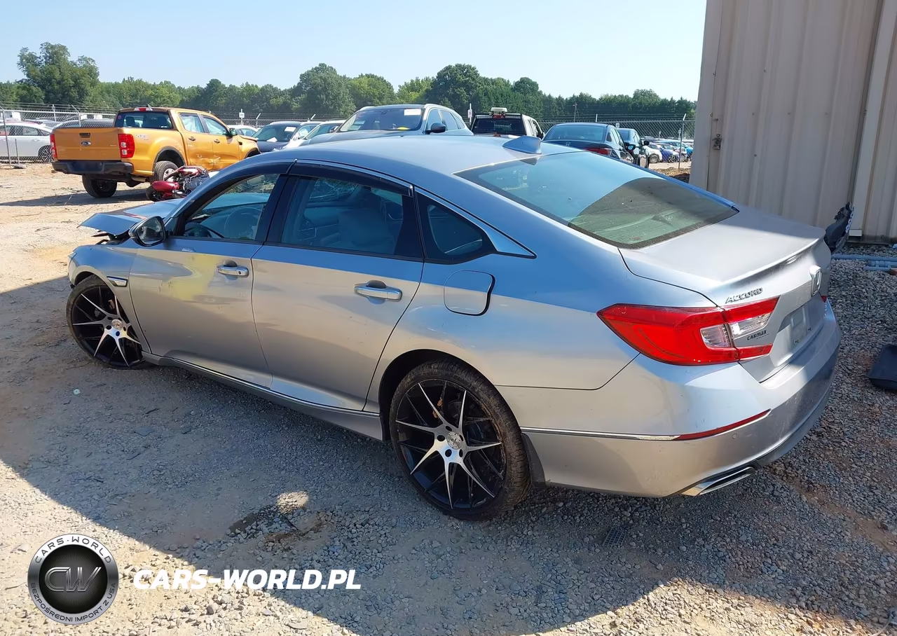 2018 Honda Accord Touring 2.0T VIN:1HGCV2F96JA046896 - 3