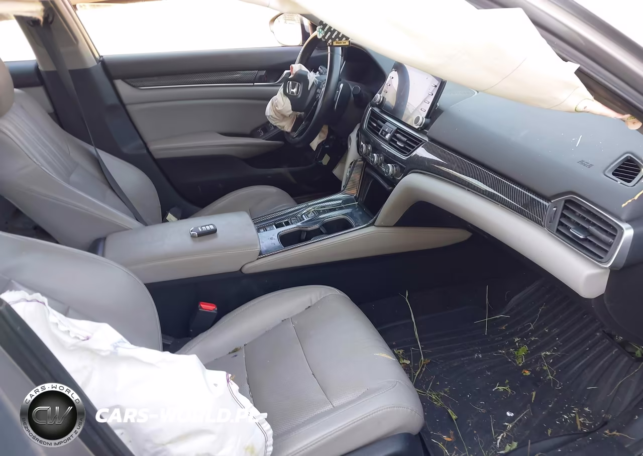 2018 Honda Accord Touring 2.0T VIN:1HGCV2F96JA046896 - 5