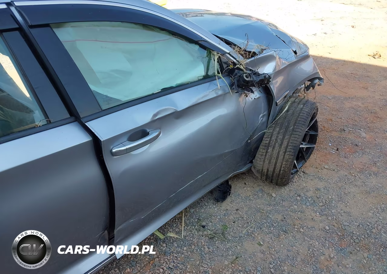 2018 Honda Accord Touring 2.0T VIN:1HGCV2F96JA046896 - 6