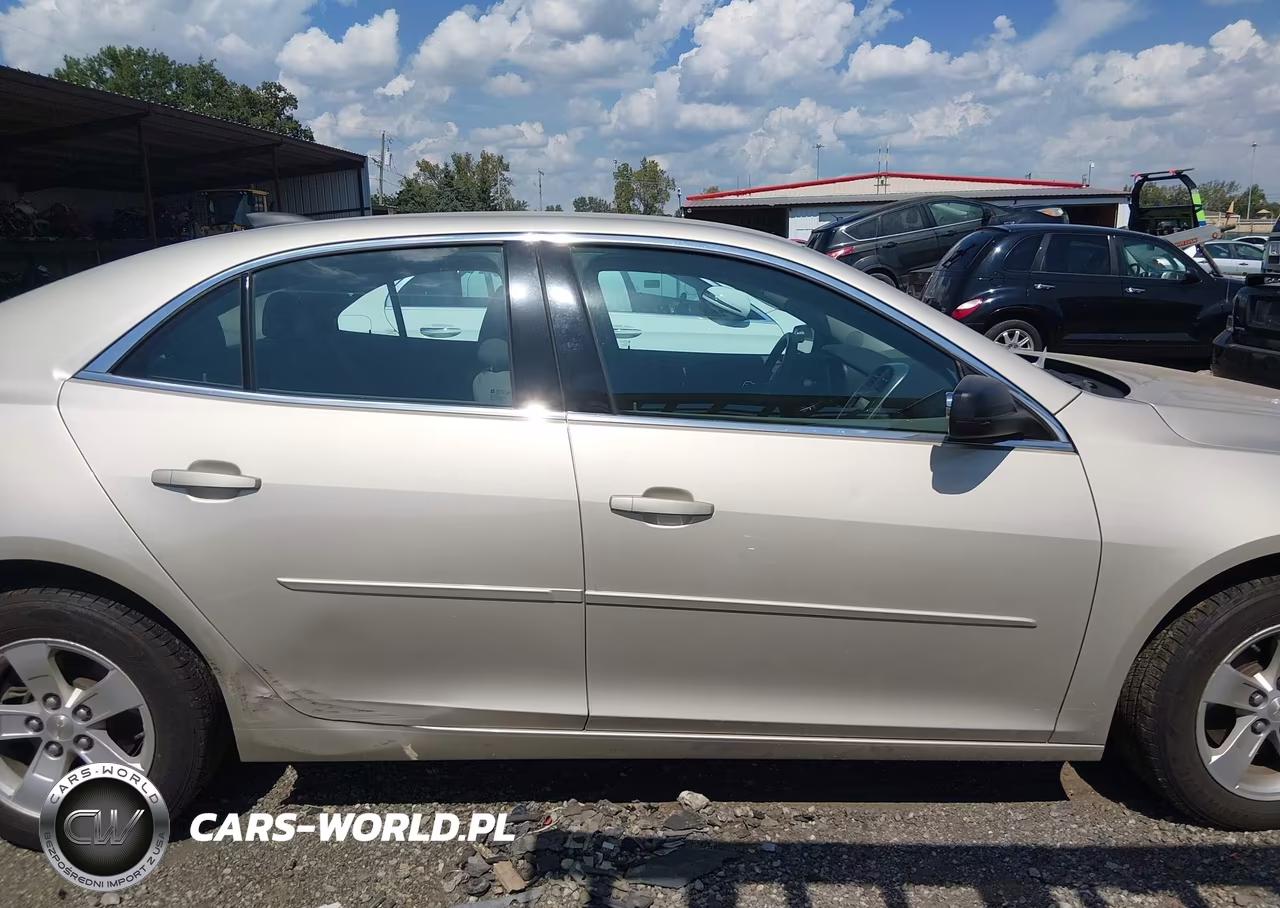 2015 Chevrolet Malibu Ls VIN:1G11B5SLXFF267356 - 12