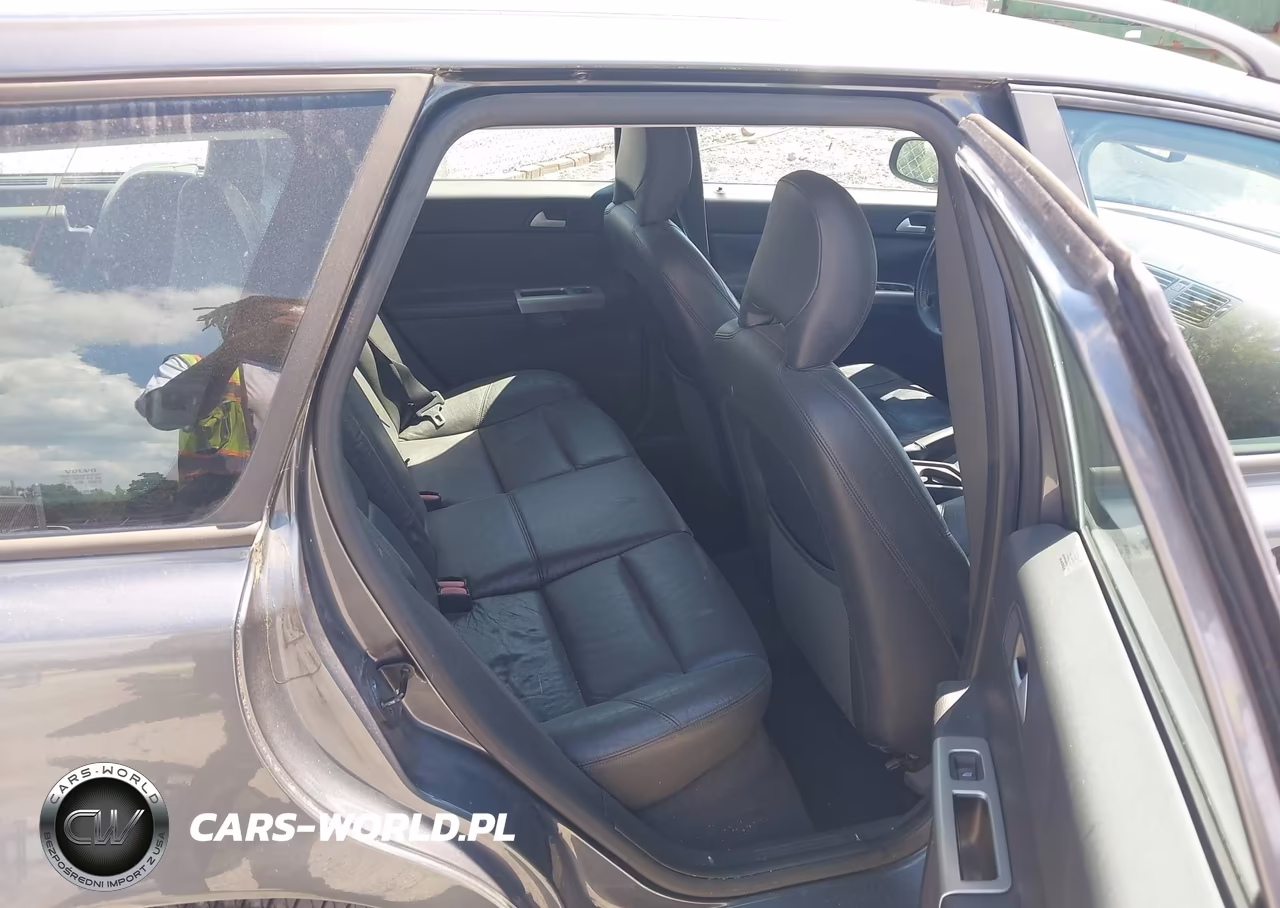 2007 Volvo V50 T5 VIN:YV1MW682172318467 - 8