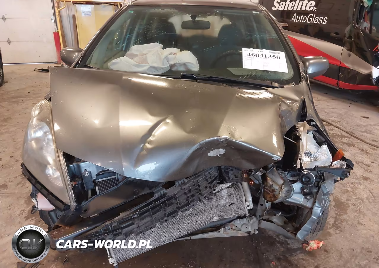 2013 Honda Fit VIN:JHMGE8H33DC080037 - 6