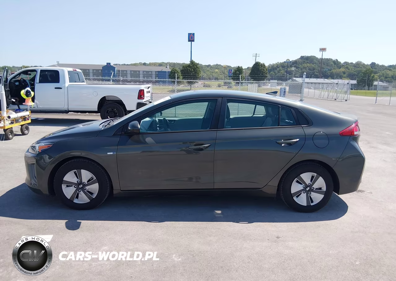 2020 Hyundai Ioniq Hybrid Blue VIN:KMHC65LC3LU220448 - 14
