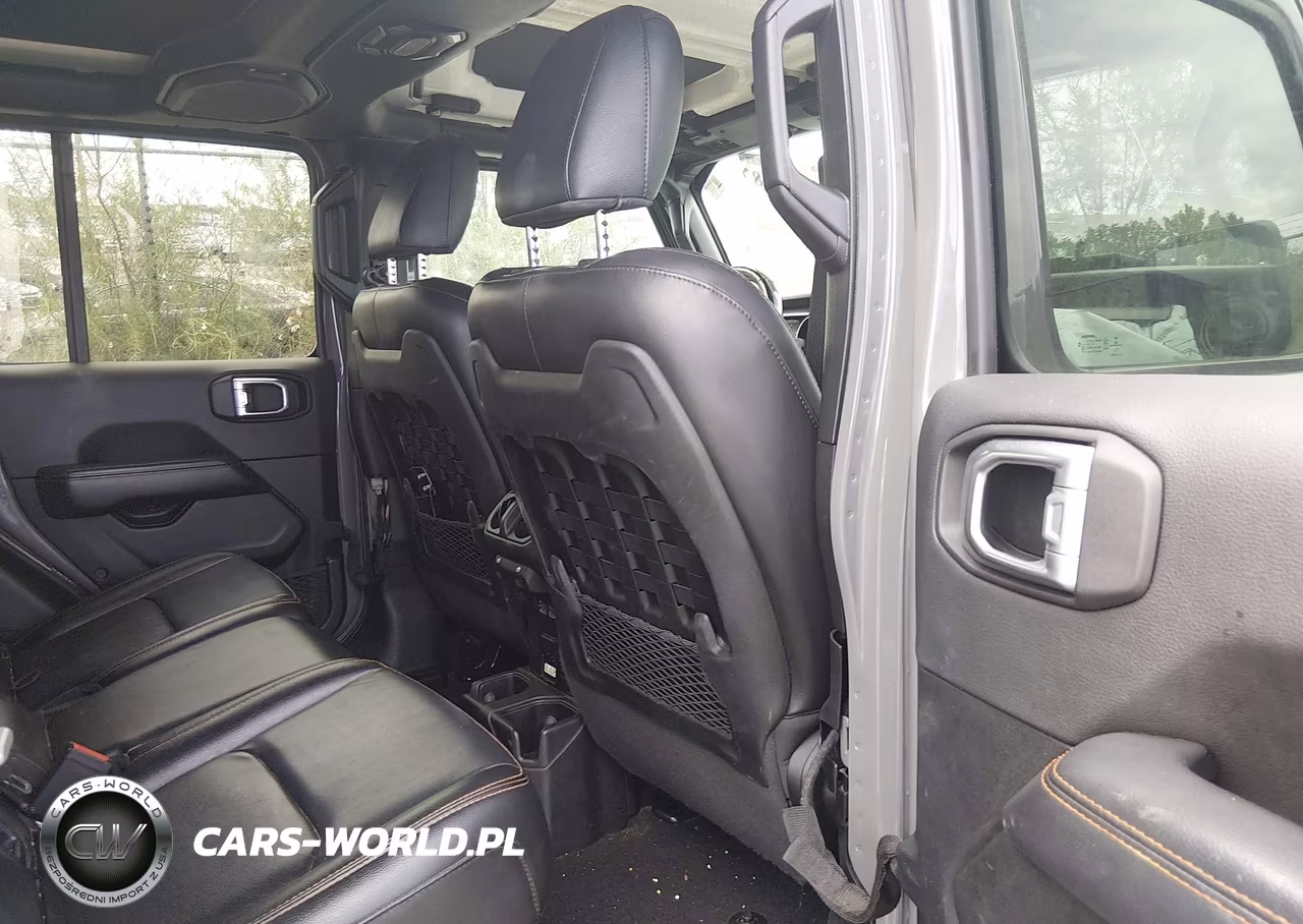 2021 Jeep Gladiator Mojave 4X4 VIN:1C6JJTEG0ML522017 - 8