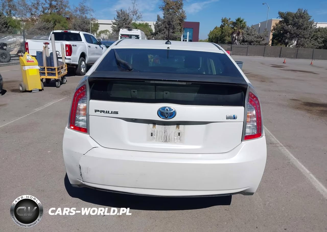 2012 Toyota Prius Four VIN:JTDKN3DU4C5485064 - 16