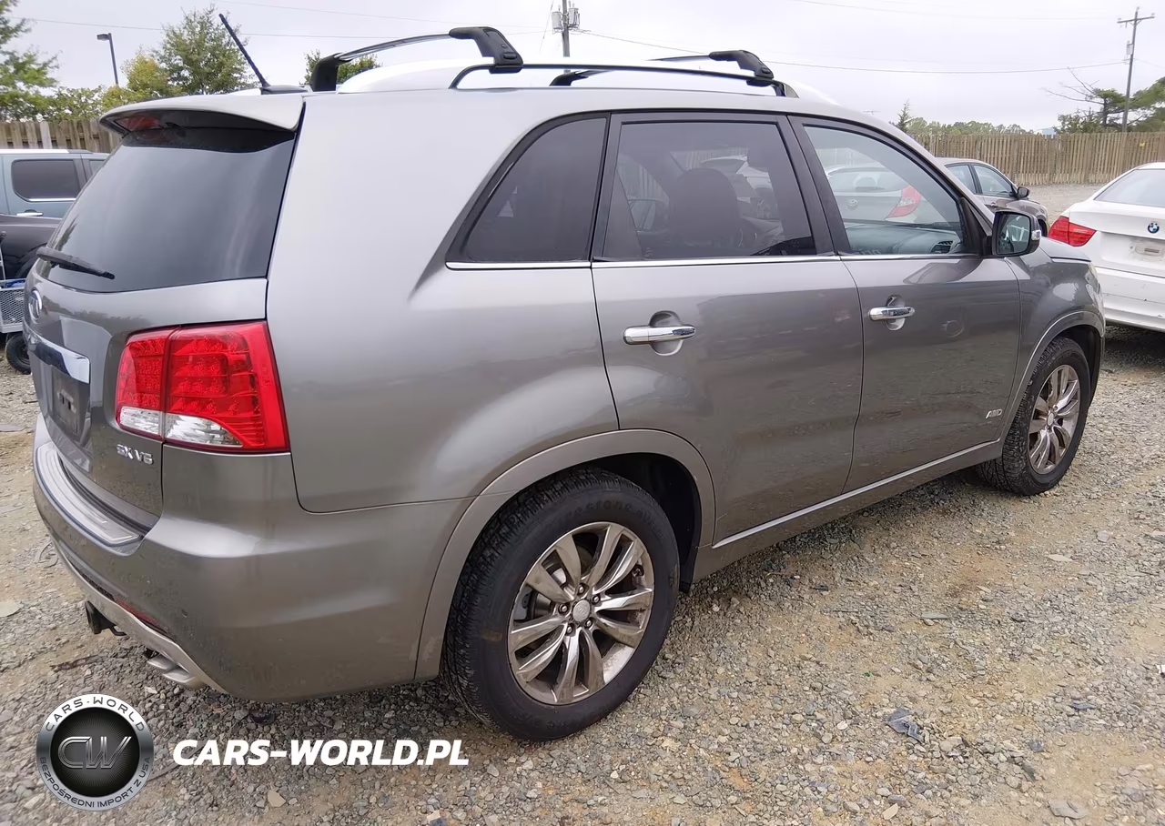 2013 Kia Sorento Sx V6 VIN:5XYKWDA27DG342883 - 4