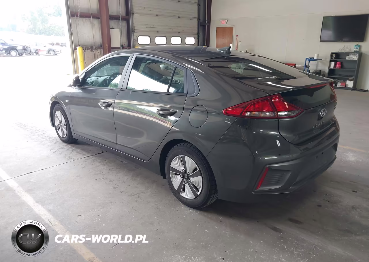2020 Hyundai Ioniq Hybrid Blue VIN:KMHC65LC3LU220479 - 3