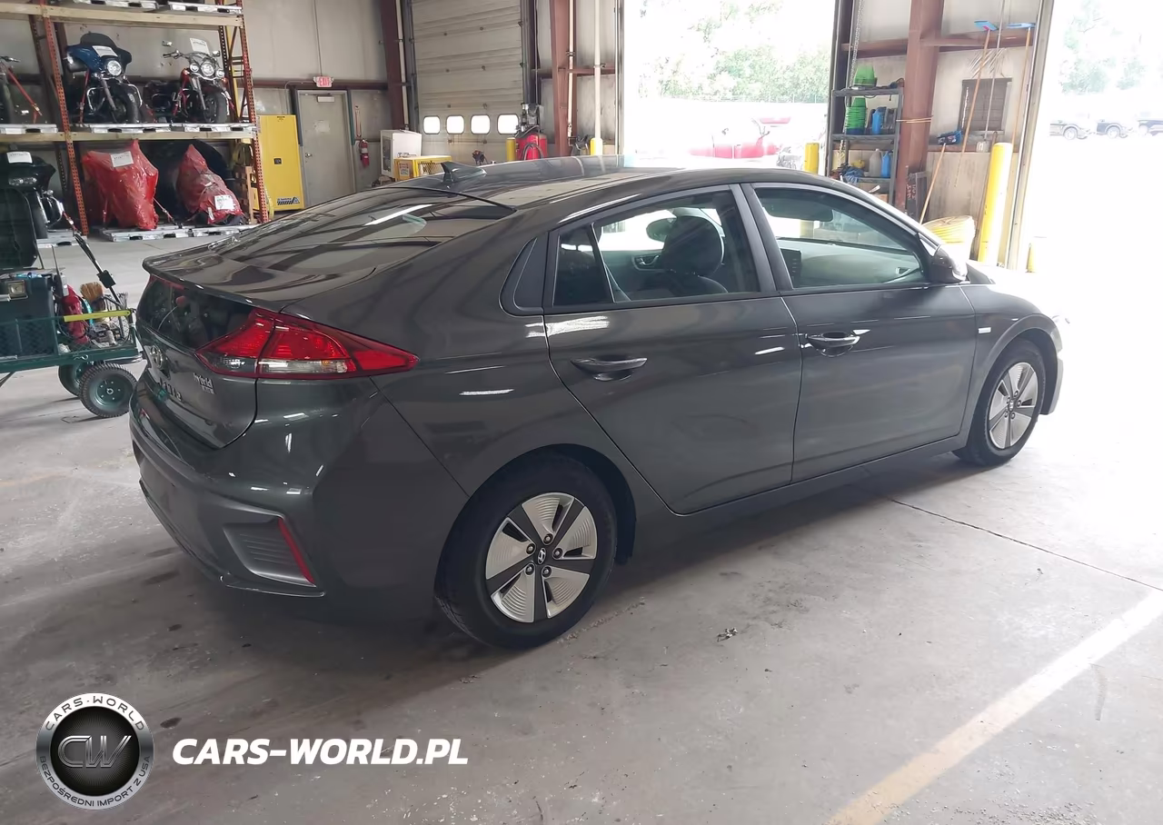 2020 Hyundai Ioniq Hybrid Blue VIN:KMHC65LC3LU220479 - 4
