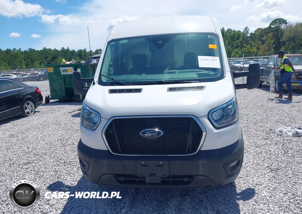 2025 Ford Transit-150 VIN:1FTYE1C81SKA65359 - 12