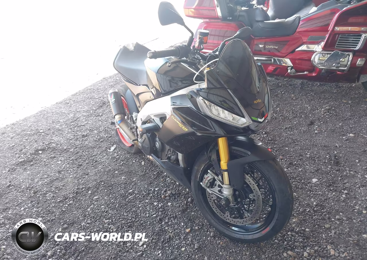 2022 Aprilia Tuono V4 1100 Factory – zdjęcie 1 z 13
